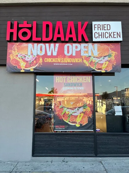 HOLDAAK Fried Chicken