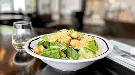 Best of 19 caesar salad in Sherman Oaks Los Angeles