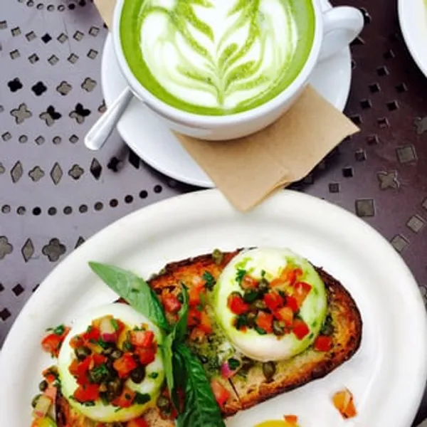 avocado toast Urth Caffe