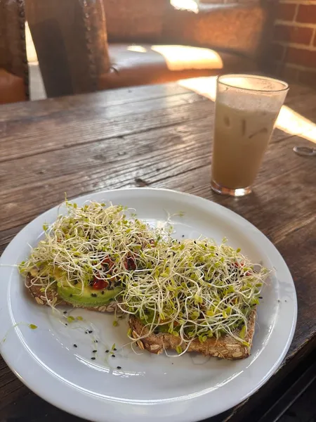 avocado toast Old Soul Co.