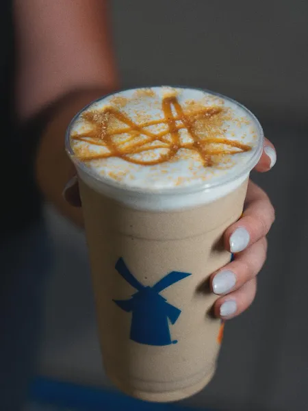 chai latte Dutch Bros Coffee