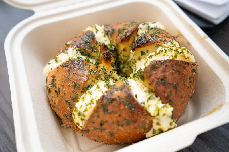 garlic bread Calic Bagel