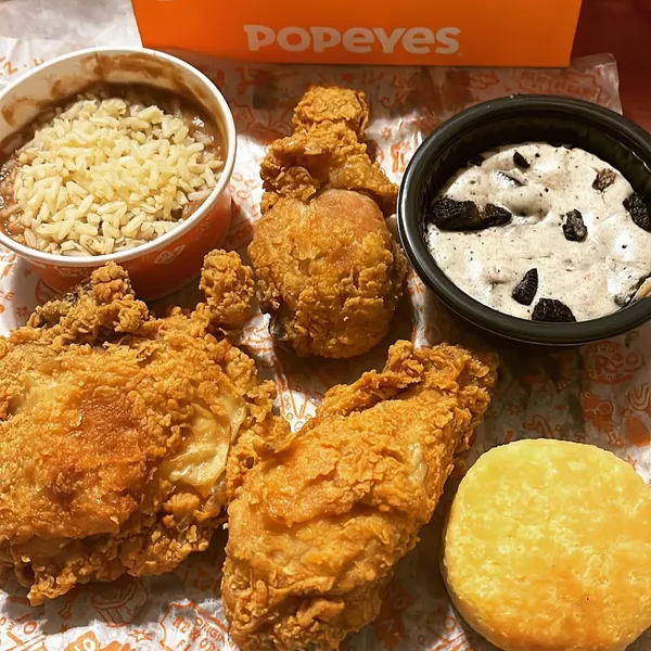 chicken nuggets Popeyes Louisiana Kitchen