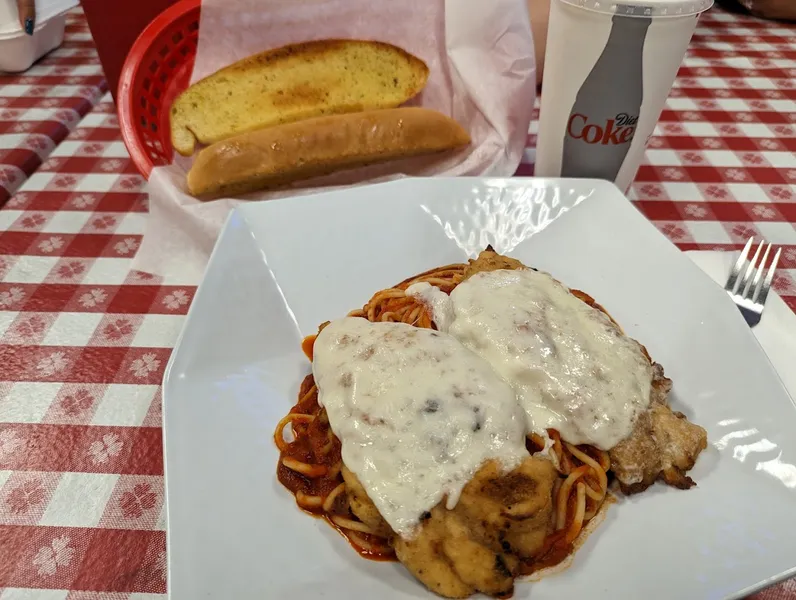 chicken parmesan Deli News Pizza