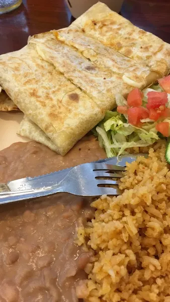 chicken quesadilla El Tapatio Restaurant in Boyle Heights