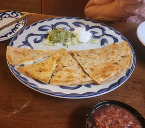 chicken quesadilla in Woodland Hills Los Angeles