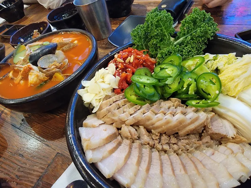 chicken rice soup Hangari Kalguksu