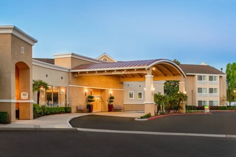 hotel with gym Courtyard by Marriott Sacramento Cal Expo