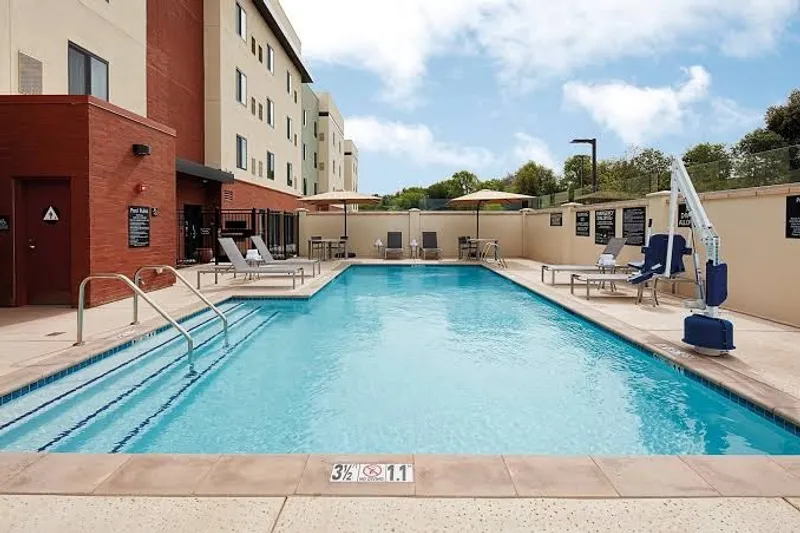 hotel with gym Hampton Inn & Suites Sacramento at CSUS