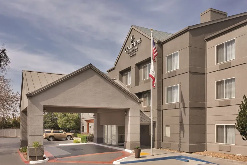 hotels with pools Country Inn & Suites by Radisson, Fresno North, CA