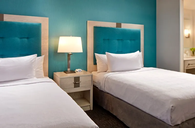 hotels with pools Homewood Suites by Hilton Long Beach Airport