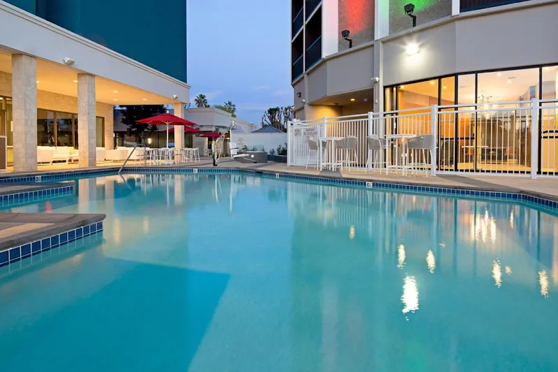 hotels with pools Staybridge Suites Long Beach Airport, an IHG Hotel