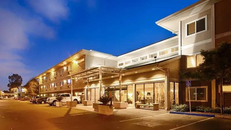 hotels with pools Best Western Plus Bayside Hotel