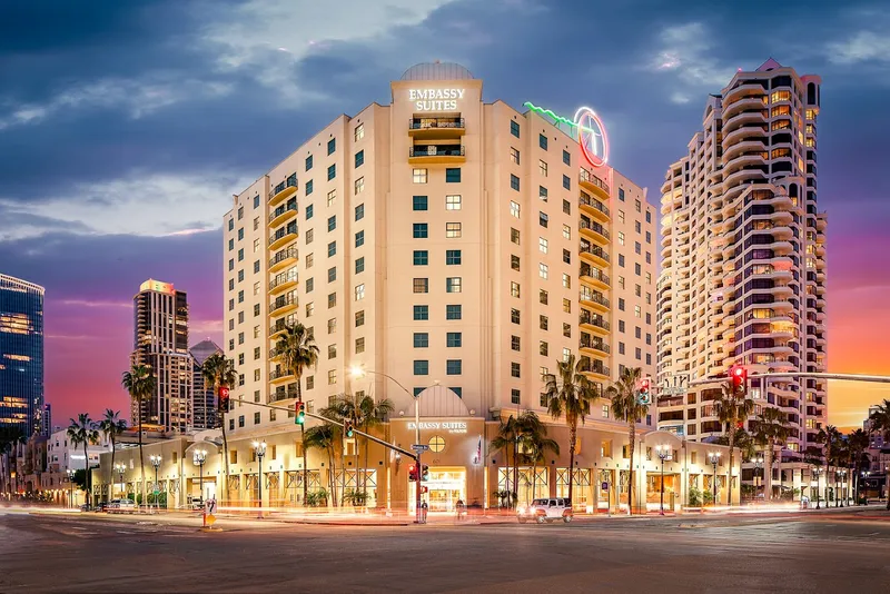 Hotels with balconies Embassy Suites by Hilton San Diego Bay Downtown