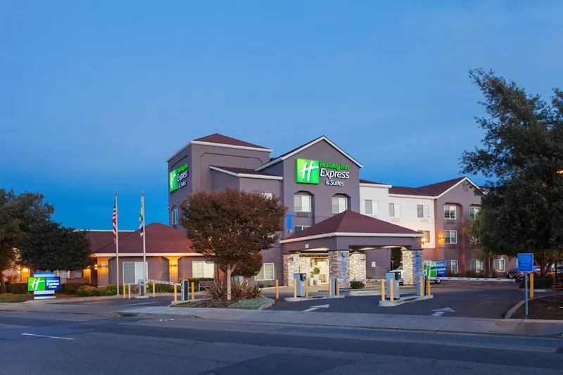 business hotels Holiday Inn Express & Suites Oakland-Airport, an IHG Hotel