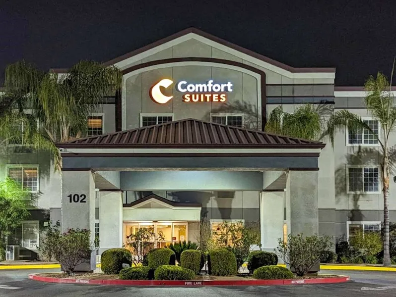 3 star hotels Comfort Suites Fresno River Park