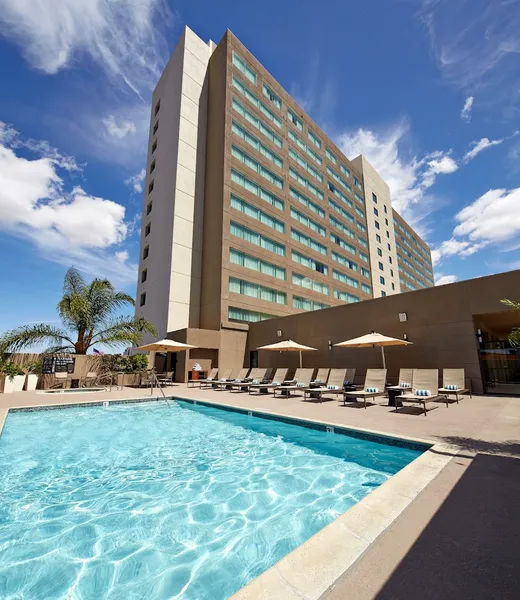 4 star hotels Hilton San Diego Mission Valley