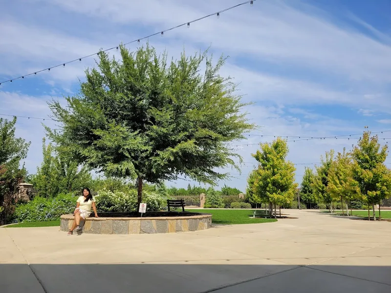 outdoor activities Fresno County Blossom Trail