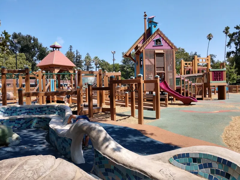 playgrounds McKinley Park