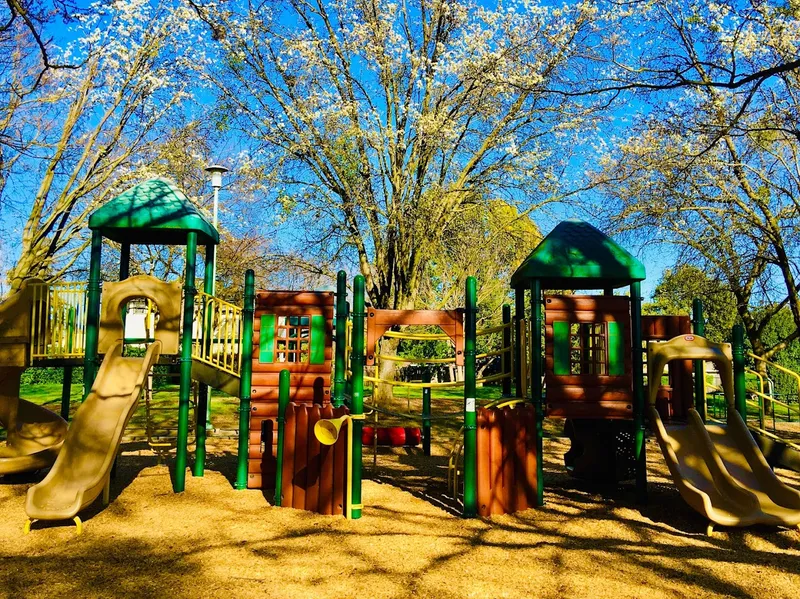 playgrounds Seymour Park Playground