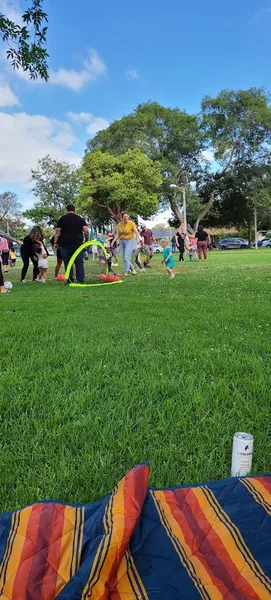 playgrounds Bixby Knolls Park