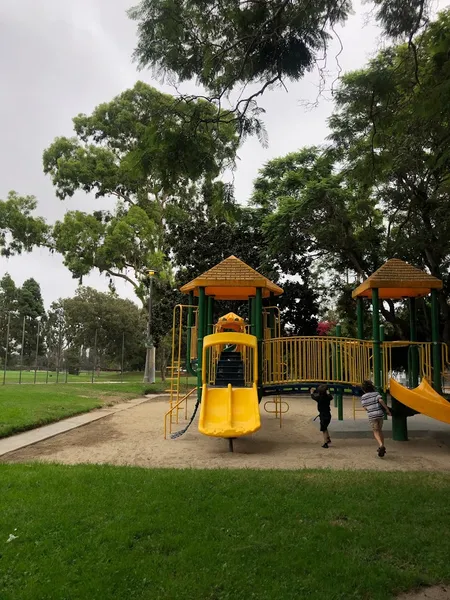 playgrounds Birdcage Park