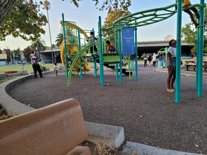 playgrounds Eastshore Park