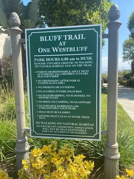 Bluff Trail Park at One Westbluff
