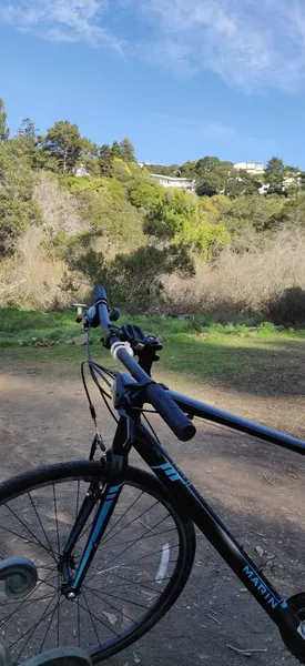 Kid-friendly bike trails Bridgeview Trailhead