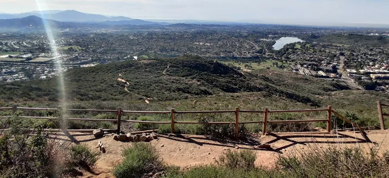 kid-friendly hiking trails Cowles Mountain Trailhead