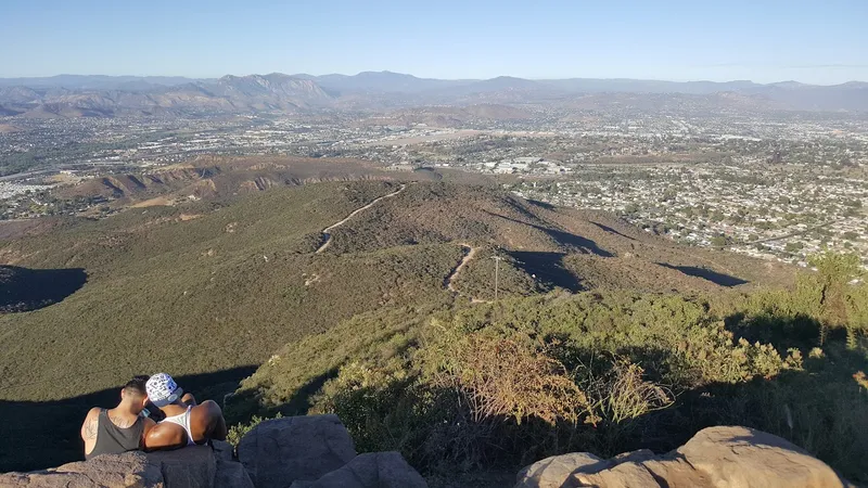 kid-friendly hiking trails Cowles Mountain