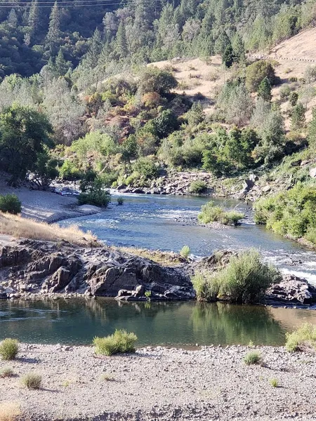 kid-friendly hiking trails North Laguna Creek Park