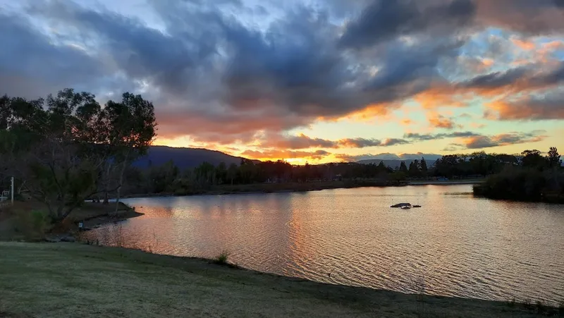 Places for sunsets Almaden Lake Park