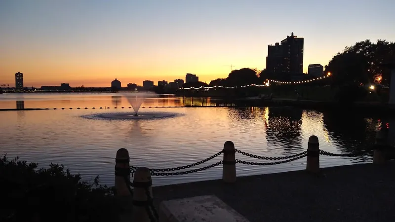 Places for sunsets The Pergola at Lake Merritt