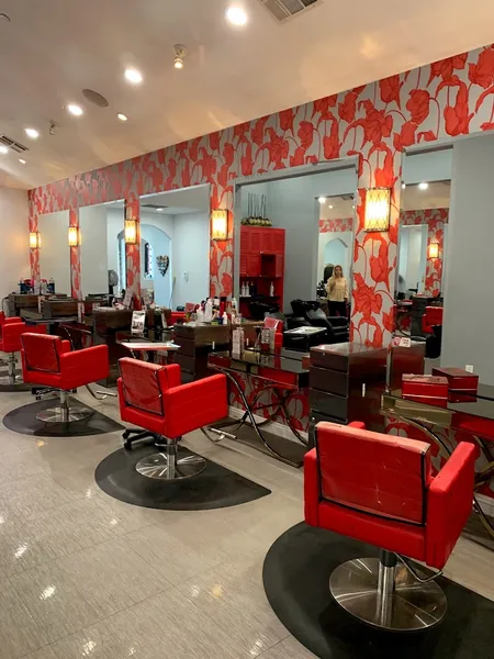 hair salons Le Rêve Salon and Spa