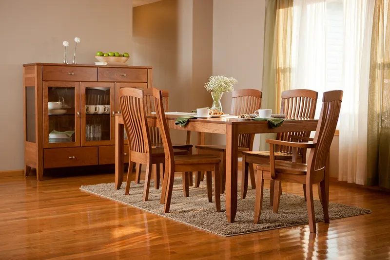 Casual Dining & Barstools