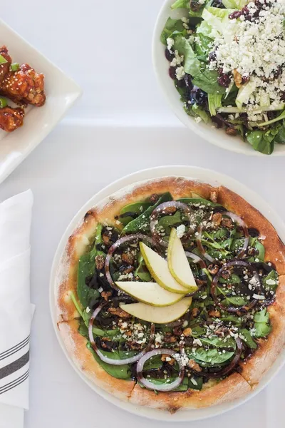 BYOB Restaurants Pizza Nova in Point Loma