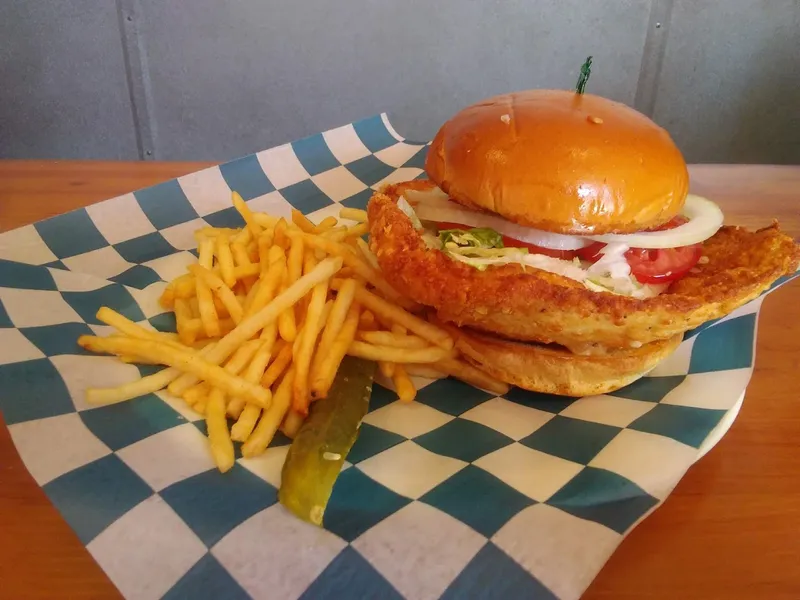 chicken sandwiches Lucky's Lunch Counter