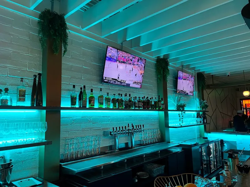 Top 18 romantic bars in Pacific Beach San Diego