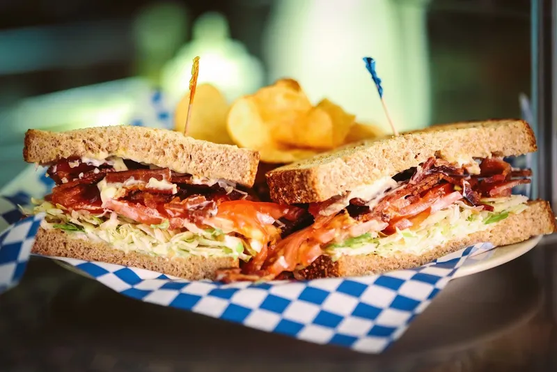 Lucky's Lunch Counter