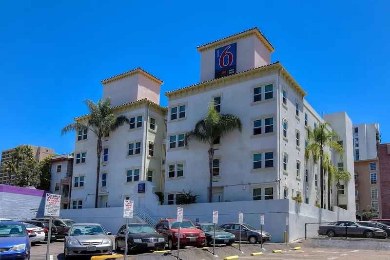 pet friendly hotels Motel 6 San Diego, CA - Downtown