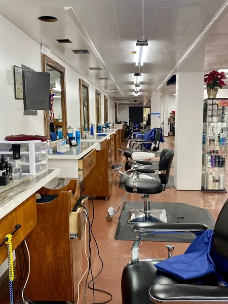 barber shops Clean Cut Barbershop