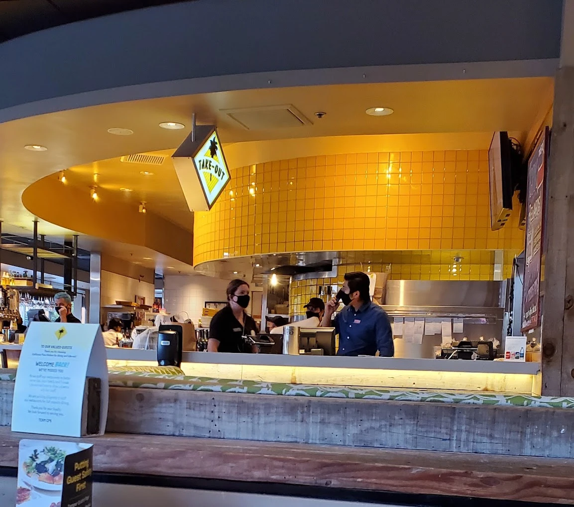 Best of 14 garlic bread in Tarzana Los Angeles