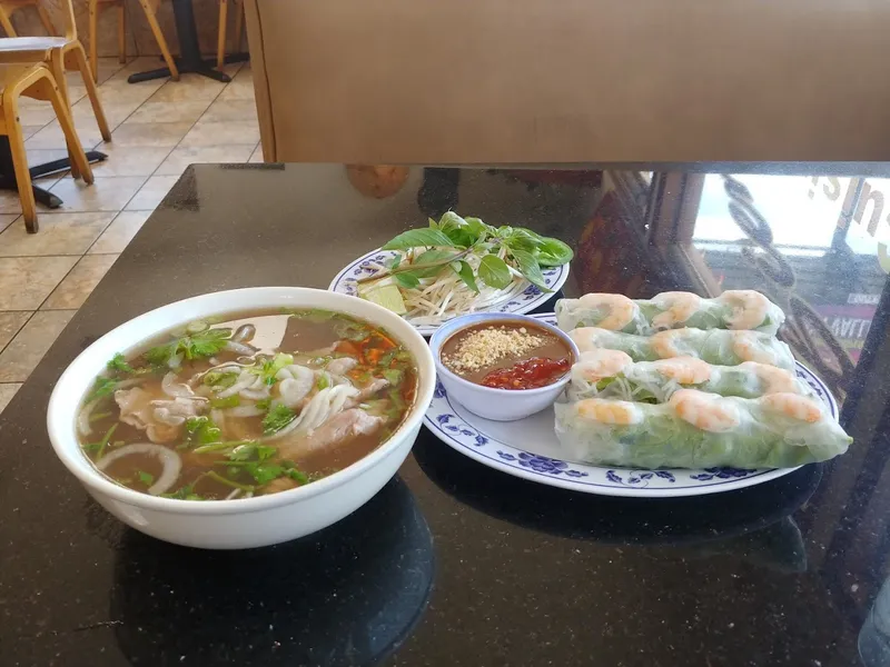 chicken rice soup Pho Sao Bien Vietnamese Restaurant