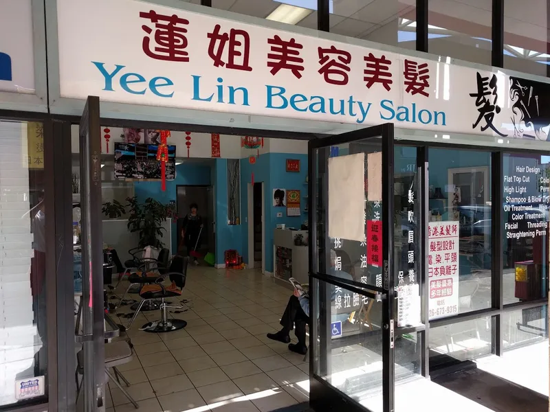 hair salons Yee Lin Beauty Salon