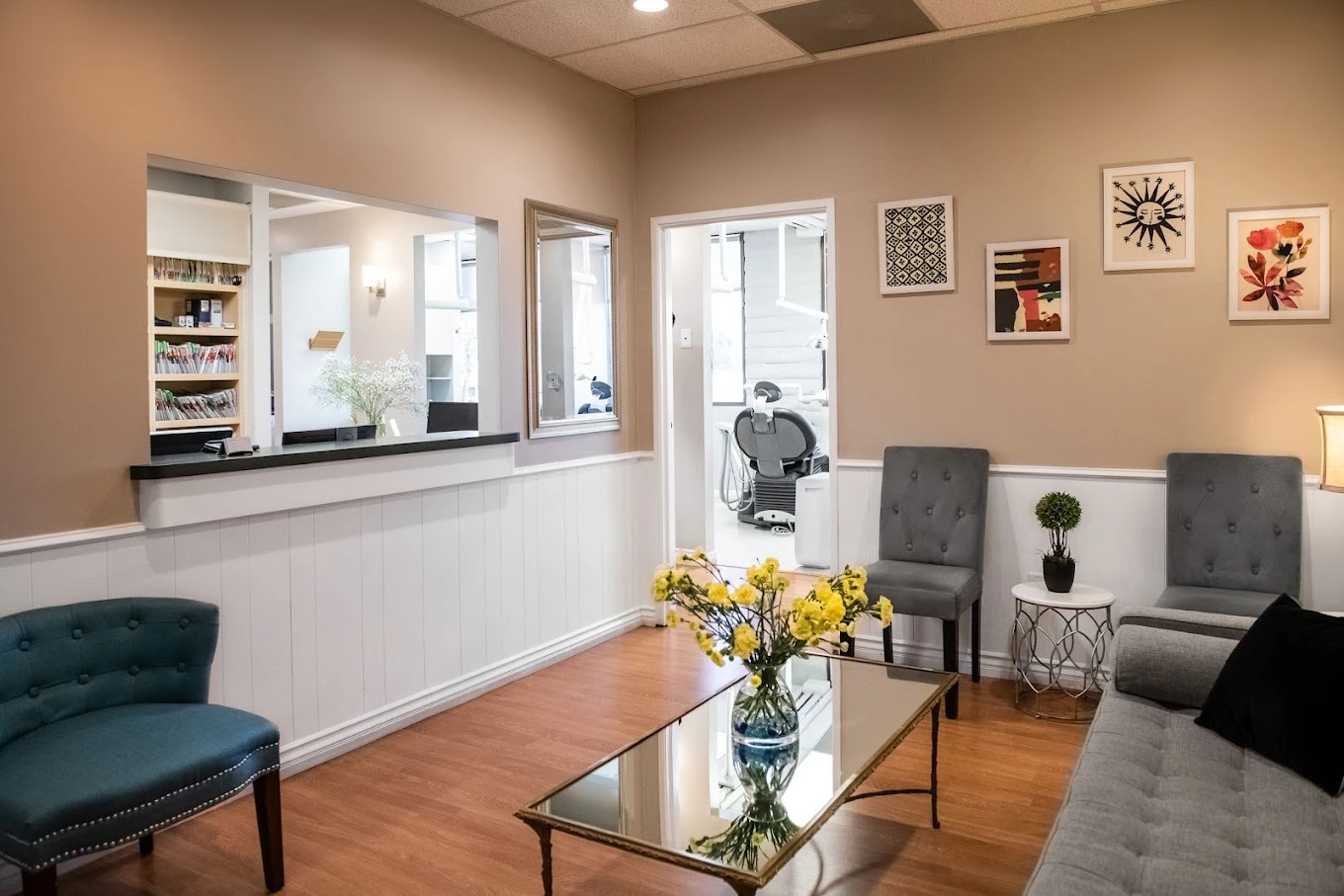 Top 15 dental clinics in Tarzana Los Angeles