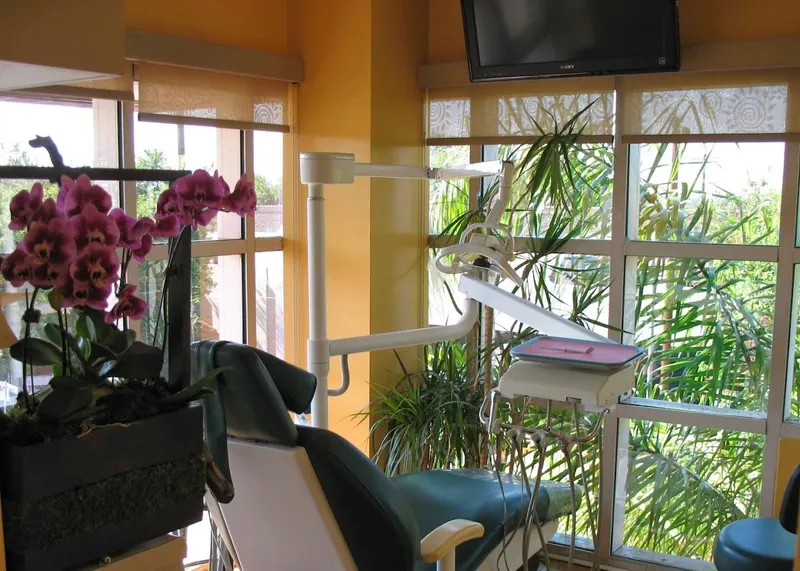 dental clinics Tarzana Smile Design