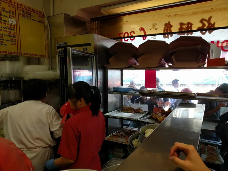 lunch restaurants Good Mong Kok Bakery in Chinatown