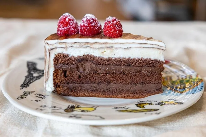 chocolate cake Amandine Patisserie Cafe