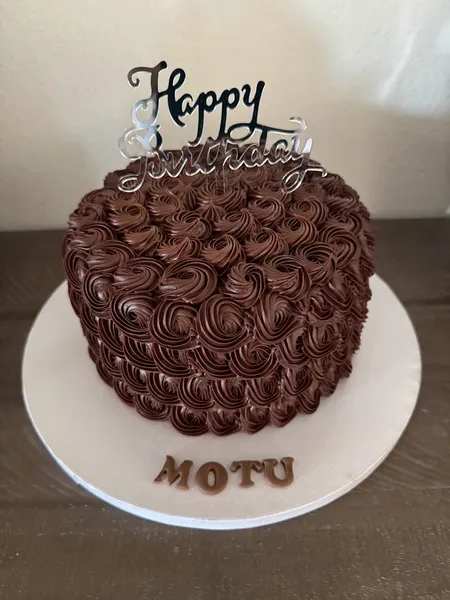 chocolate cake Custom cakes by negar